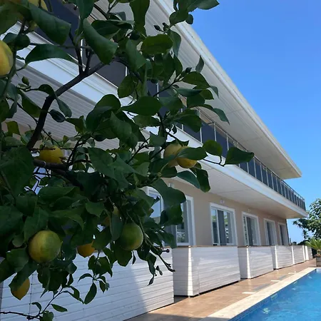 Gradina Lejlighedshotel 4*