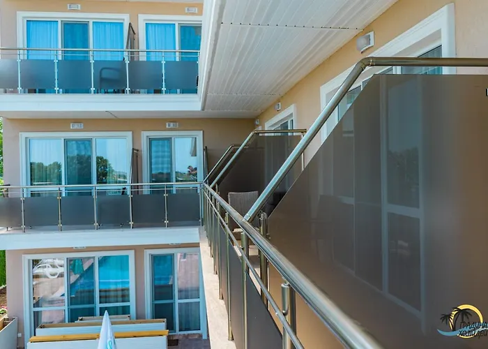 아파트호텔 Gradina 소조폴